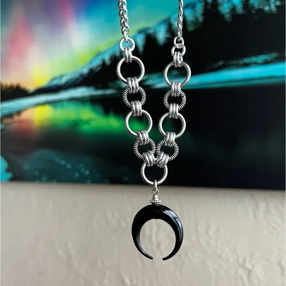 stainless steel necklace cuban chain black buffalo horn crescent moon charm - Picture 9 of 10